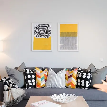 דירה Scandinavian Airy In Business Area & Airport *