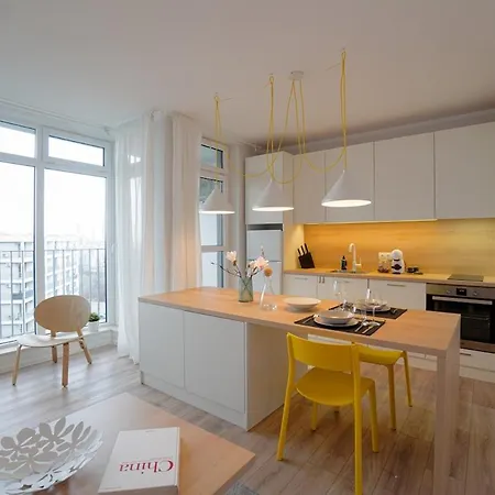 Scandinavian Airy In Business Area & Airport דירה סופיה